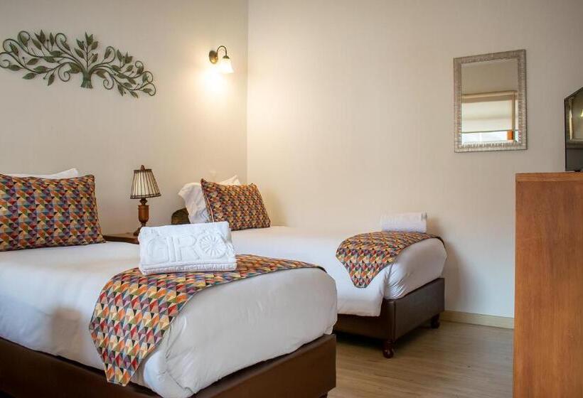 Семейный Номер Superior, El Giro