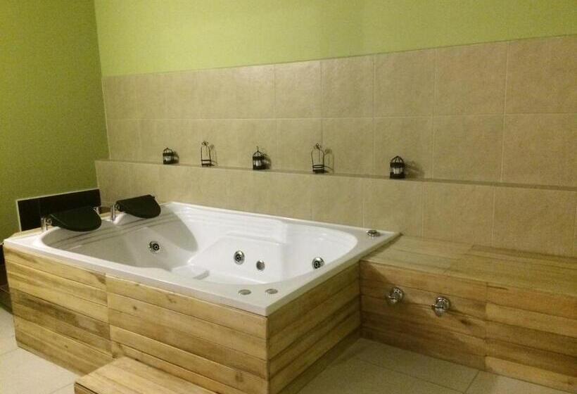 Люкс с гидромассажем, El Giro