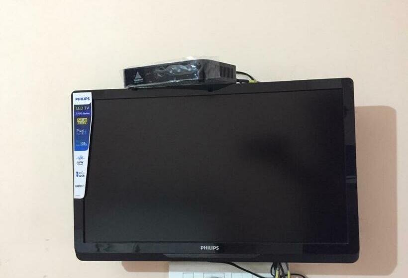 이코노미 룸, Mega Tourist Home Palarivattom