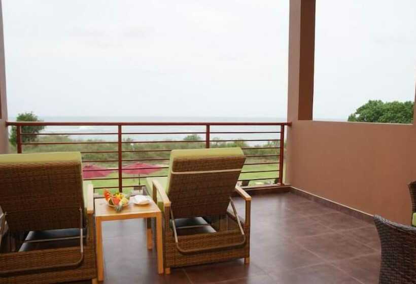 غرفة ديلوكس مطلّة علي البحر, Sooriya Resort & Spa