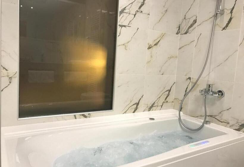 스탠다드 룸 킹사이즈 침대, Kerculla Resort