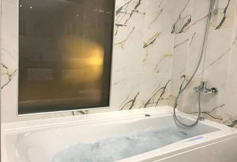 带大床的标准间, Kerculla Resort