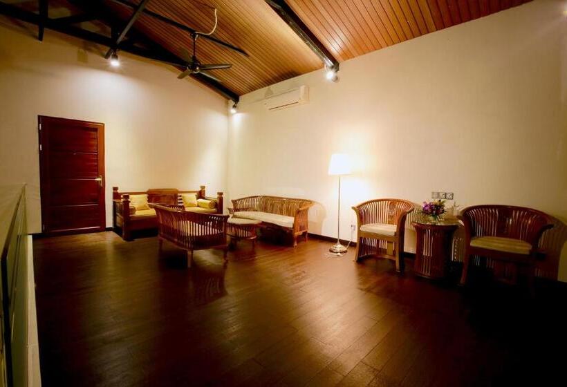 סוויטה עם מרפסת, Kokol Haven Resort