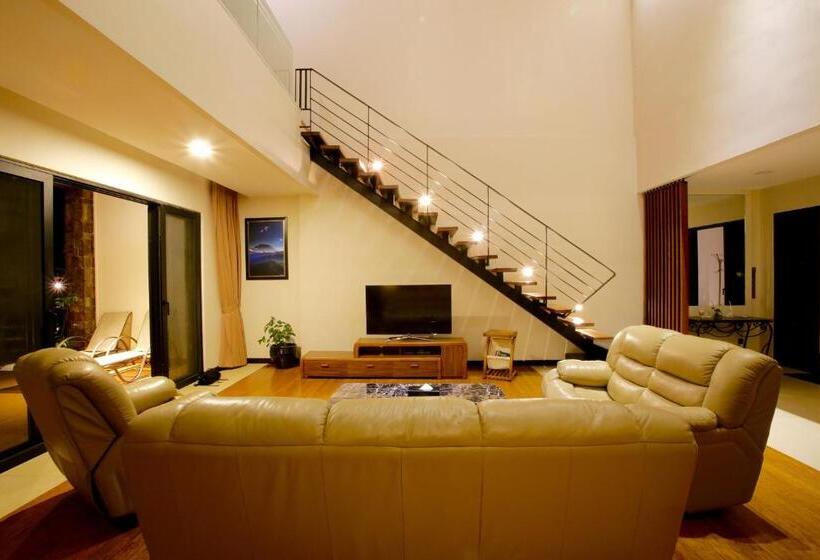 סוויטה עם מרפסת, Kokol Haven Resort