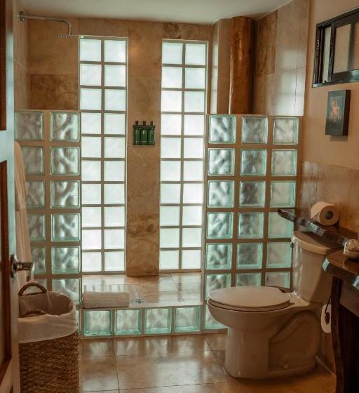 اتاق استاندارد با تخت بزرگ, Treecasa Hotel & Resort Nicaragua