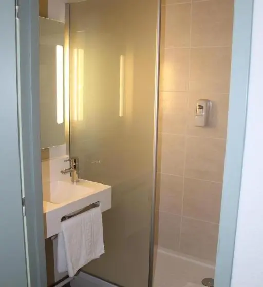 اتاق استاندارد چهار تخته, B&b Hotel Valence Tgv Romans