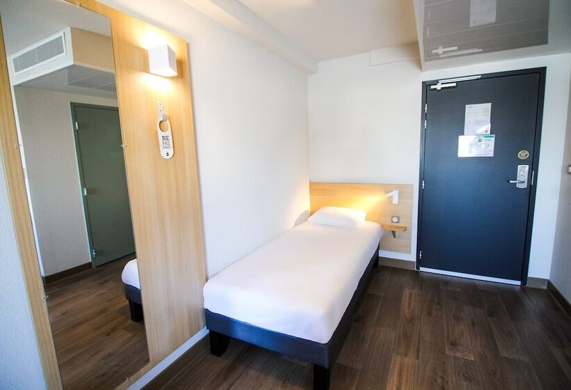 4인용 스탠다드 룸, B&b Hotel Valence Tgv Romans