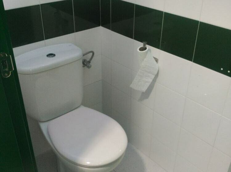 سرير فى غرفة مشتركه, Hostel De Las Facultades