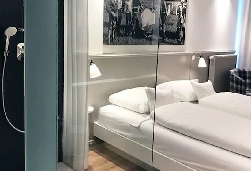 غرفة أساسية سرير مزدوج, Der Kleine Hans