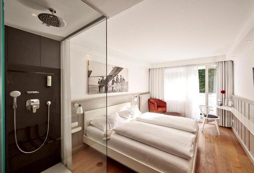 غرفة قياسية مزوَّدة بشُرفة, Der Kleine Hans