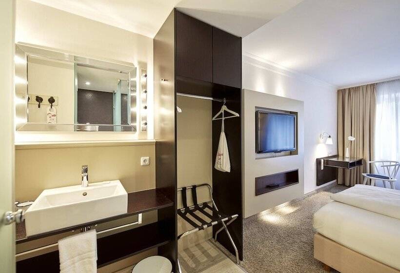 غرفة أساسية سرير مزدوج, Der Kleine Hans