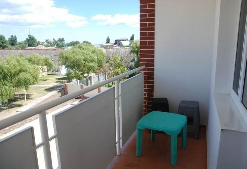 اتاق استاندارد, Lazurniy Bereg