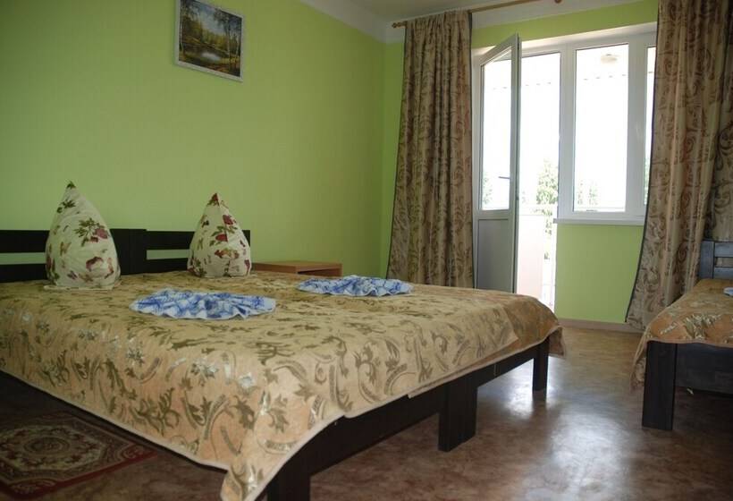 اتاق استاندارد, Lazurniy Bereg