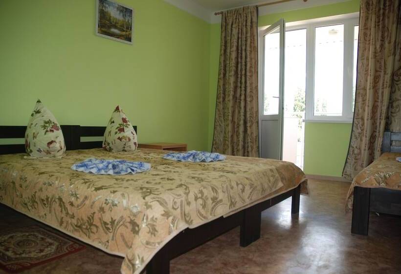 اتاق استاندارد, Lazurniy Bereg