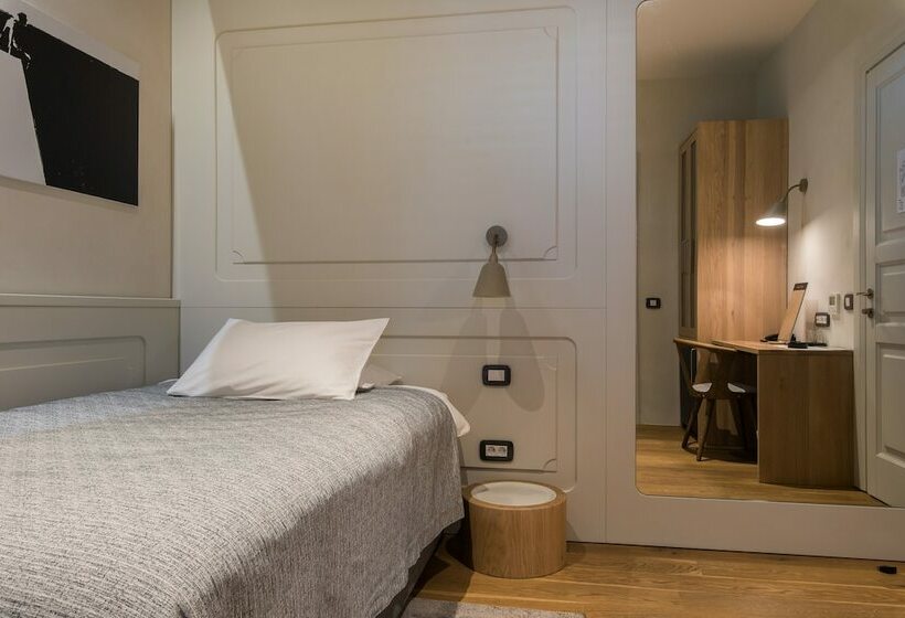 Номер Стандарт Индивидуальный, Peteani