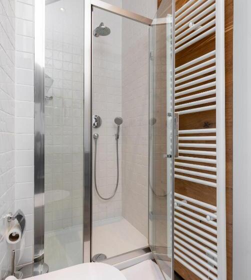 Номер Стандарт Индивидуальный, Peteani