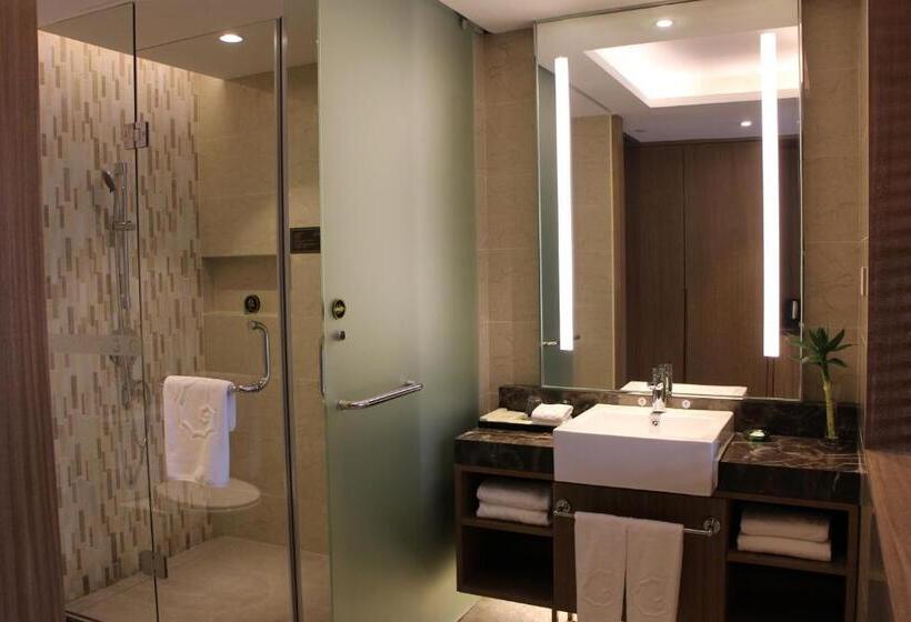 Номер Deluxe, Southern Club Station 1