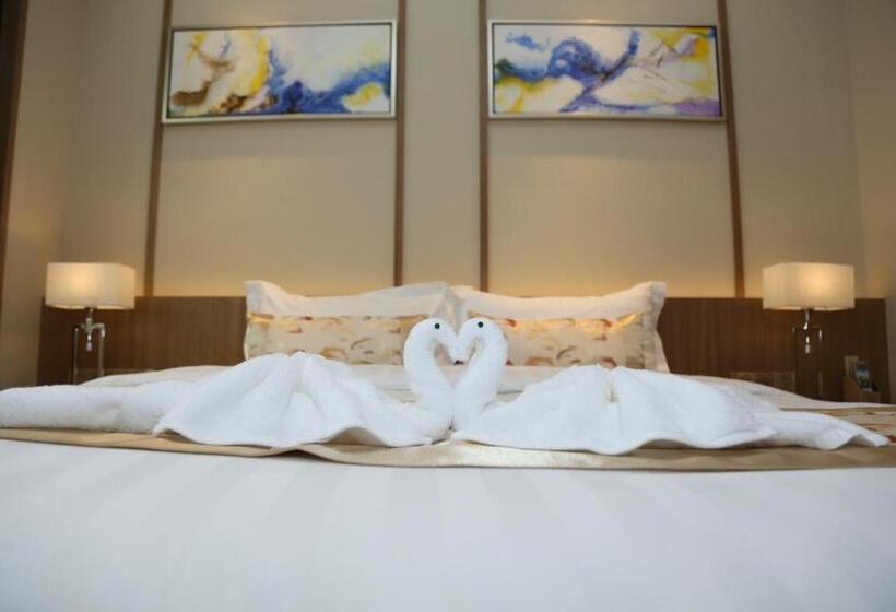 스탠다드 룸, Southern Club Station 1