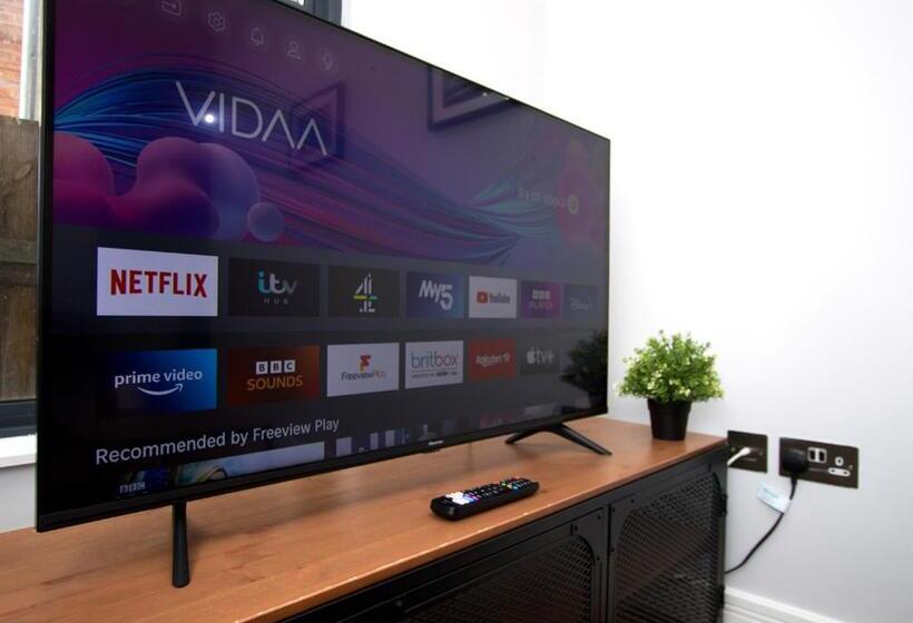 Апартаменты 1 Спальня, Westciti Caroco Apart