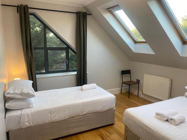 דירת שלושה חדרים, Westciti Caroco Apart