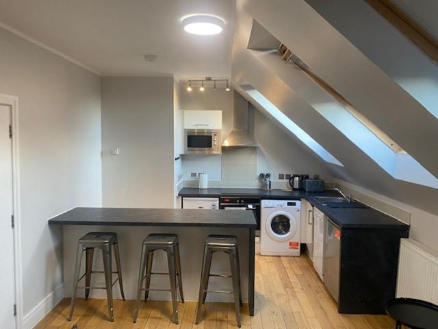 דירת שלושה חדרים, Westciti Caroco Apart