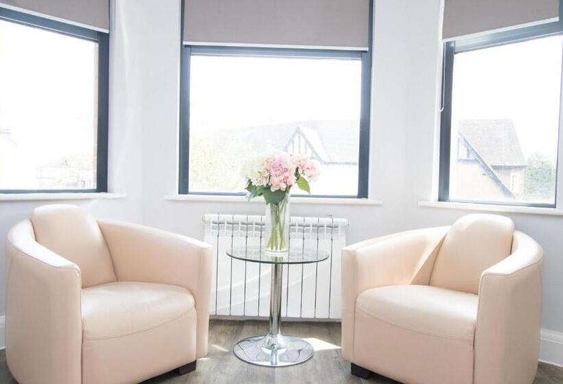 Студия Deluxe, Westciti Caroco Apart