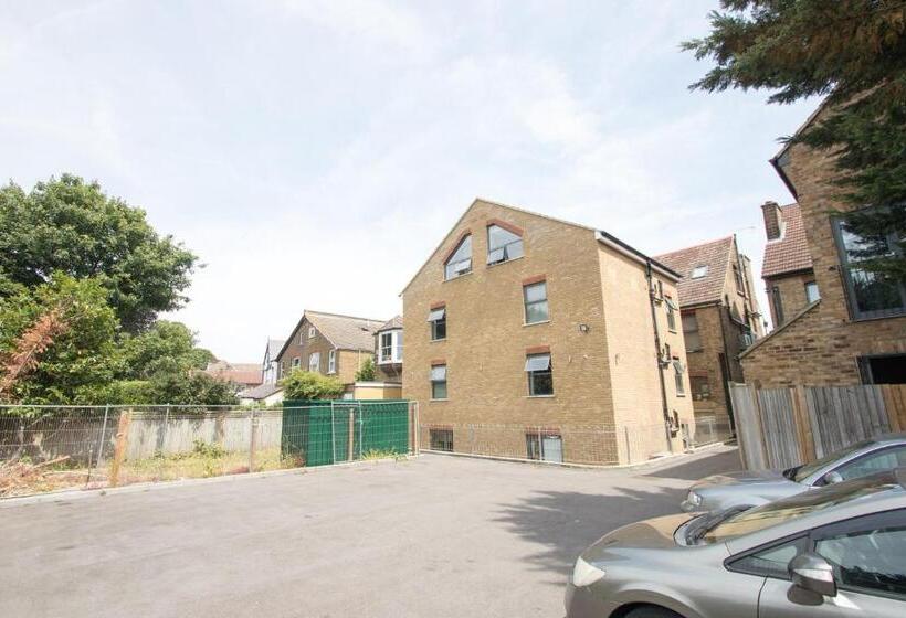 דירת שני חדרים, Westciti Caroco Apart