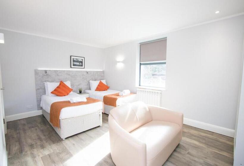 סטודיו דלוקס, Westciti Caroco Apart