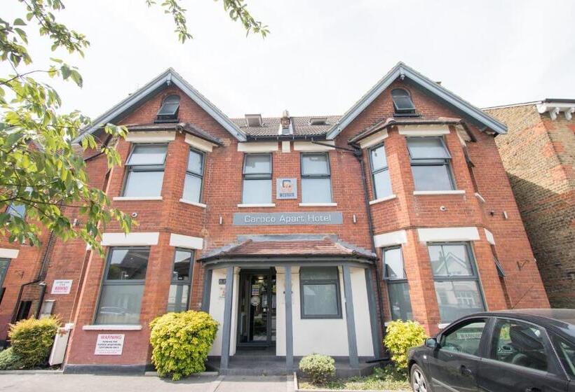 דירת חדר, Westciti Caroco Apart