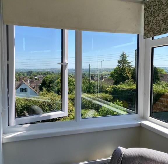 标准单人间, Overdale Motel