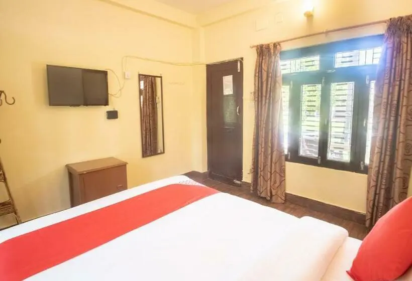 اتاق لوکس, Chitwan Riverside Resort