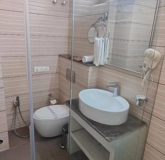 اتاق اجرایی, Pinnacle By Click Hotels, Lucknow