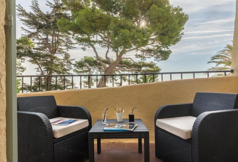 带露台的豪华间, Club Port La Galere