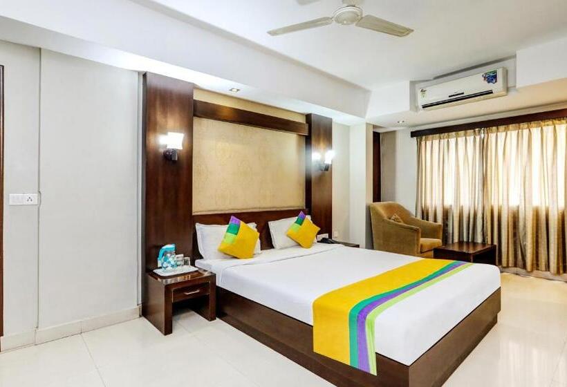 חדר סטנדרט, Itsy By Treebo  Greenwood Inn And Suites