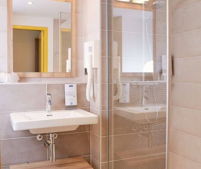 חדר סטנדרט, Kyriad Pontarlier