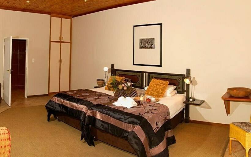 스탠다드 룸, Out Of Africa Town Lodge