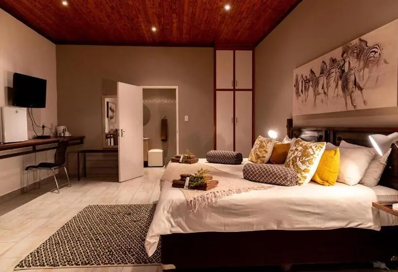 デラックスルーム, Out Of Africa Town Lodge