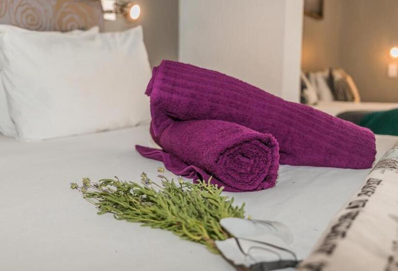 패밀리 룸, Out Of Africa Town Lodge