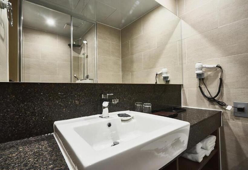 غرفة ديلوكس عائلية, Royal Emporium Incheon Airport