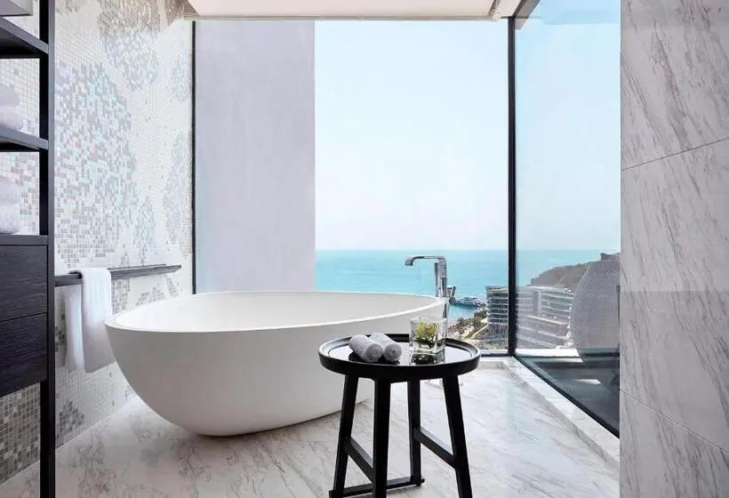 オーシャンビュースタンダードルームバルコニー付き, The Shanhaitian Resort Sanya, Autograph Collection