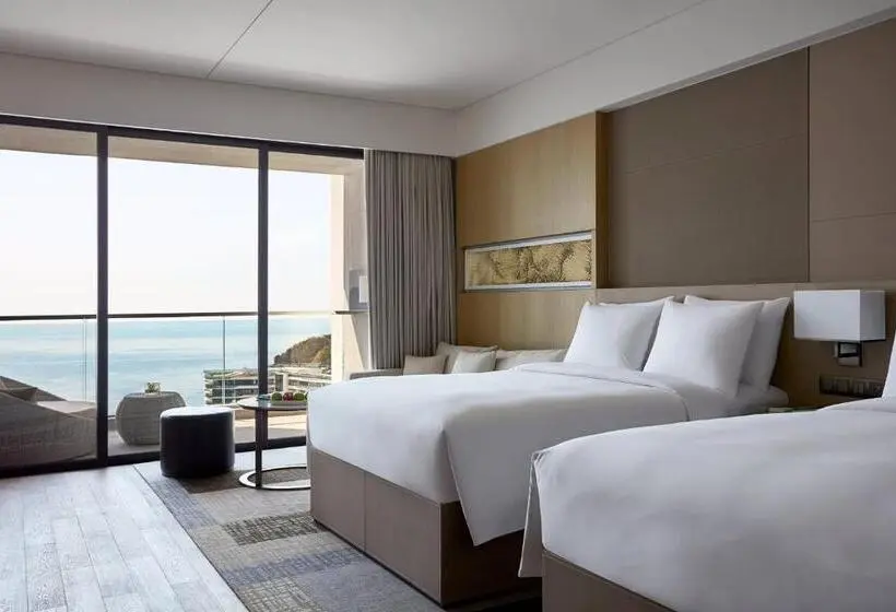 オーシャンビュースタンダードルームバルコニー付き, The Shanhaitian Resort Sanya, Autograph Collection