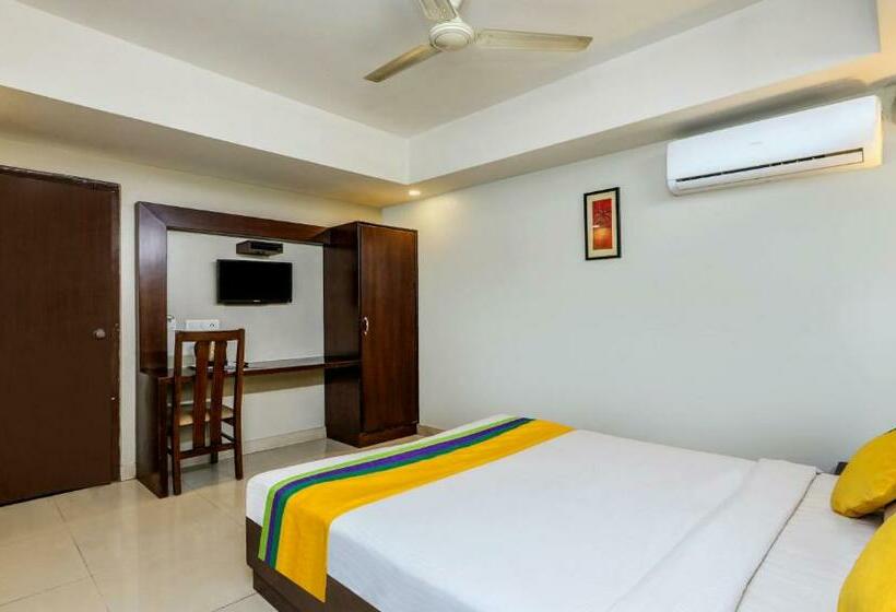 חדר סטנדרט, Itsy By Treebo  Greenwood Inn And Suites