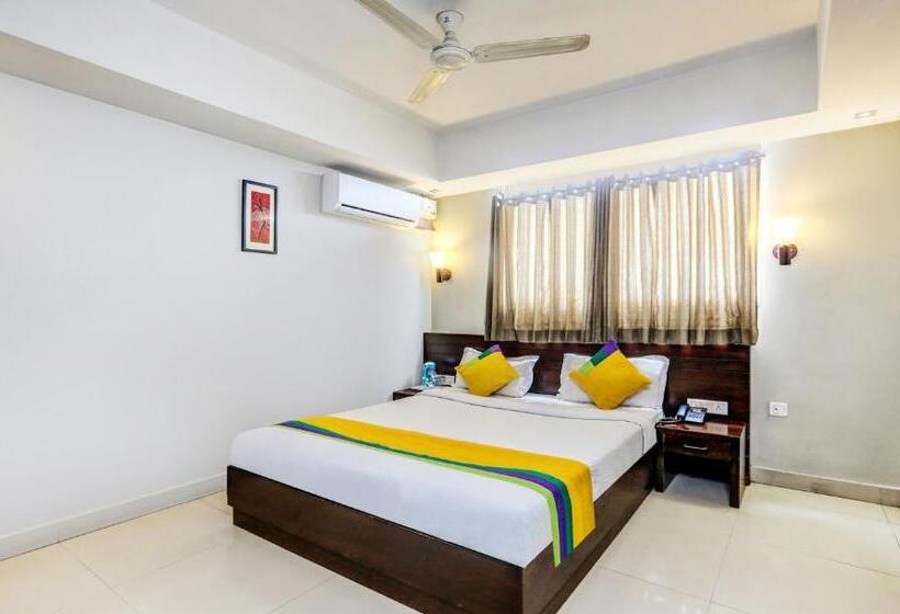 חדר סטנדרט, Itsy By Treebo  Greenwood Inn And Suites