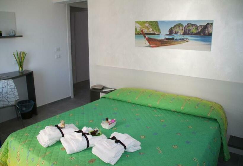 חדר סטנדרט עם מרפסת, La Terrazza B&b