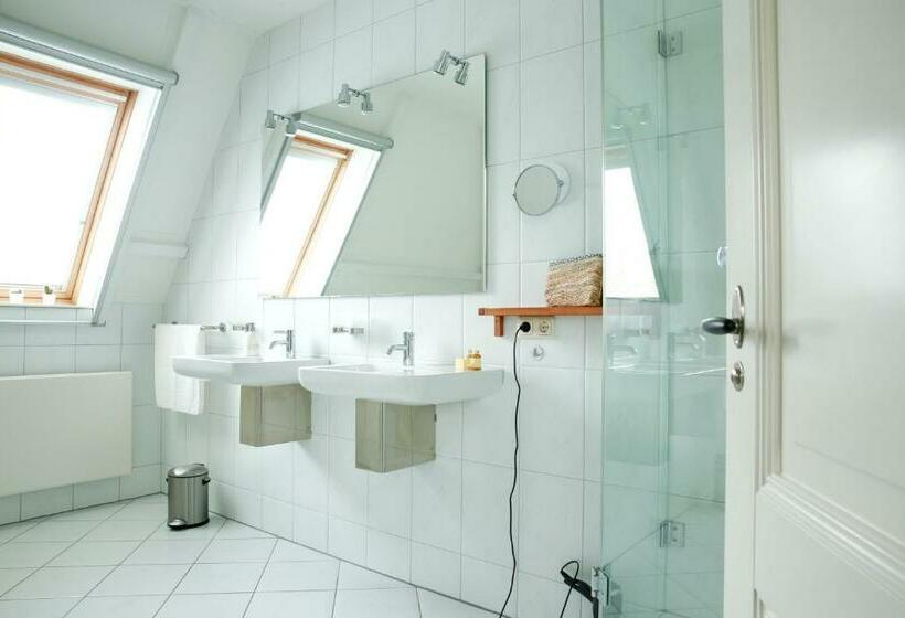 ガーデンビューデラックスルーム, Picabella   B&b En Atelier