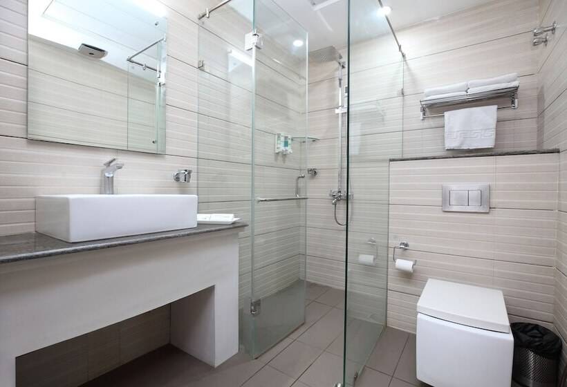 اتاق اجرایی, Pinnacle By Click Hotels, Lucknow