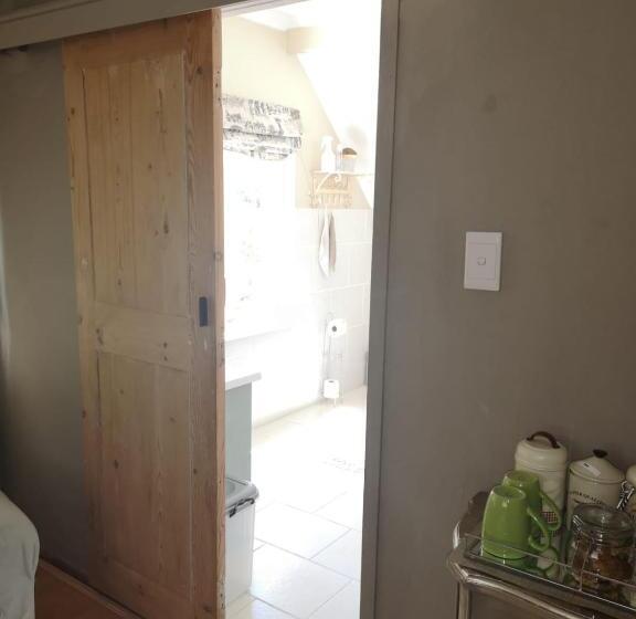 标准房带园景, Almond Cottage Bed & Breakfast