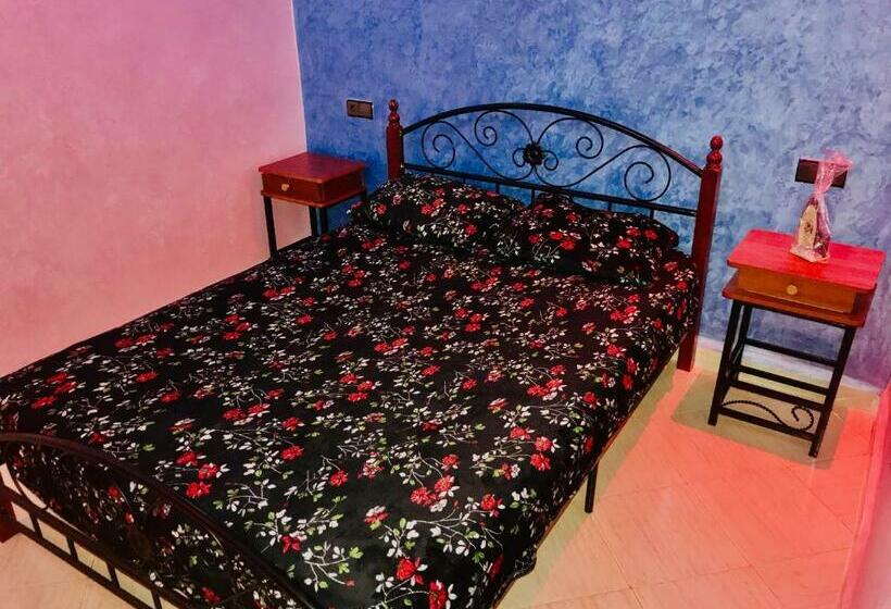 اتاق لوکس, Downtown Fez Hostel