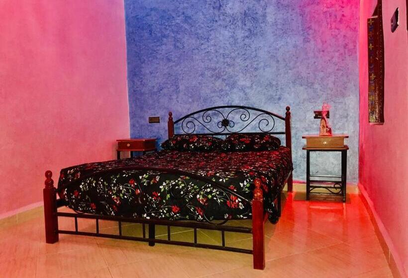 اتاق لوکس, Downtown Fez Hostel