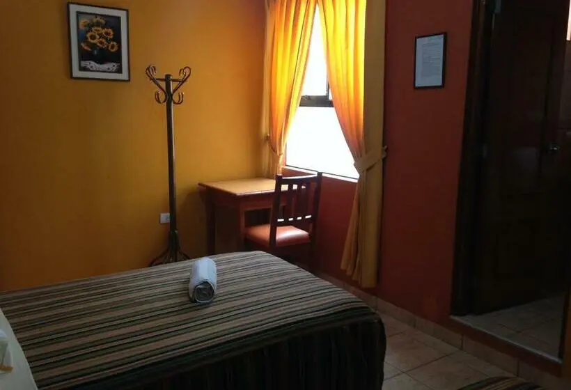 デラックスルーム, Hostal El Pillkay